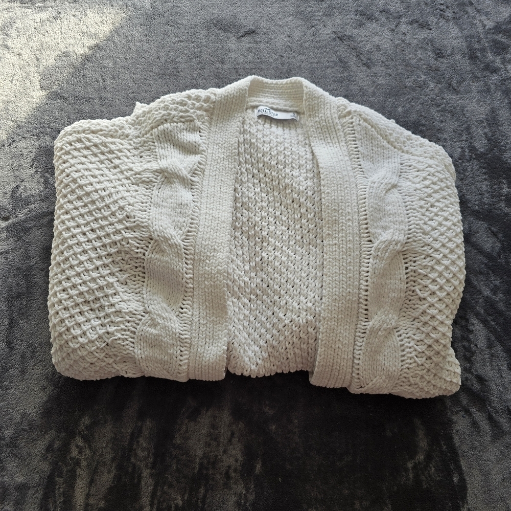 Hollister Open Front Cable Knit Soft Cardigan Size Small